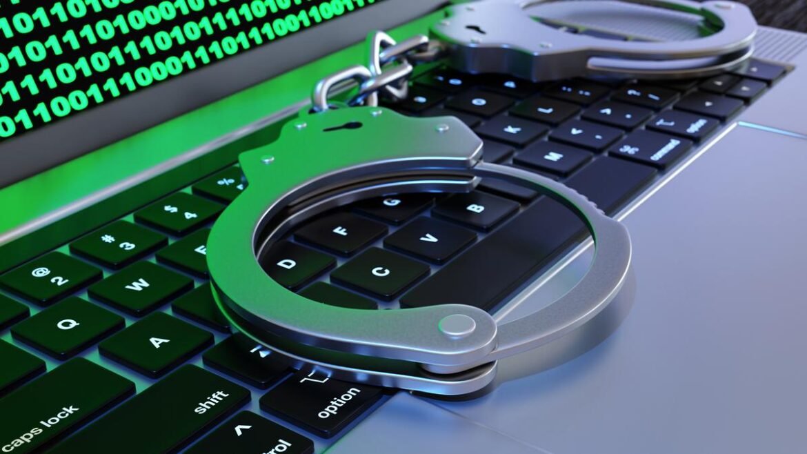 డిజిటల్ అరెస్ట్ స్కామ్‌లో వ్యాపారవేత్త ₹15.4 కోట్లు పోగొట్టుకున్నారు
