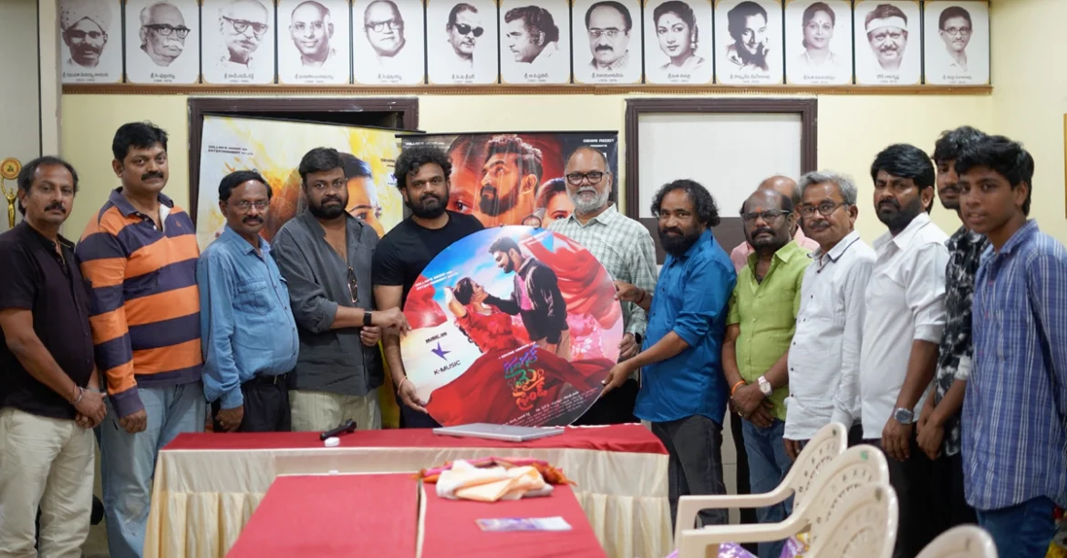 tmdb-header-middle-logo