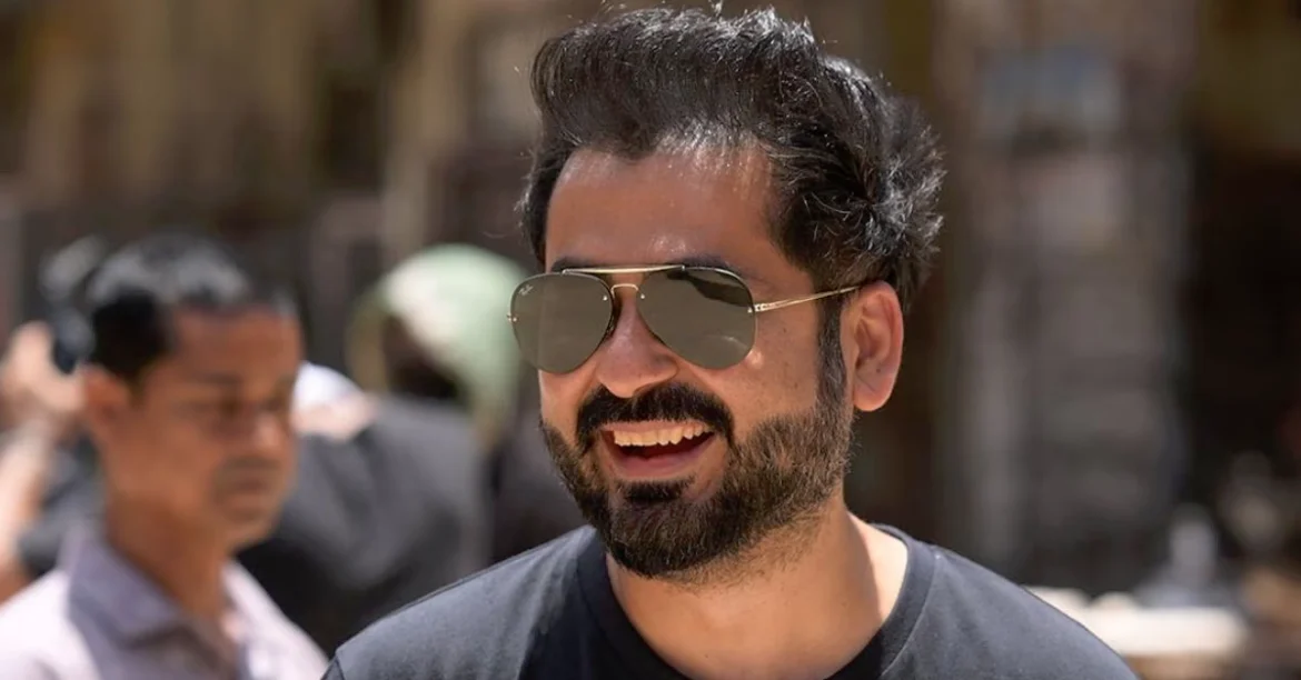 tmdb-header-middle-logo