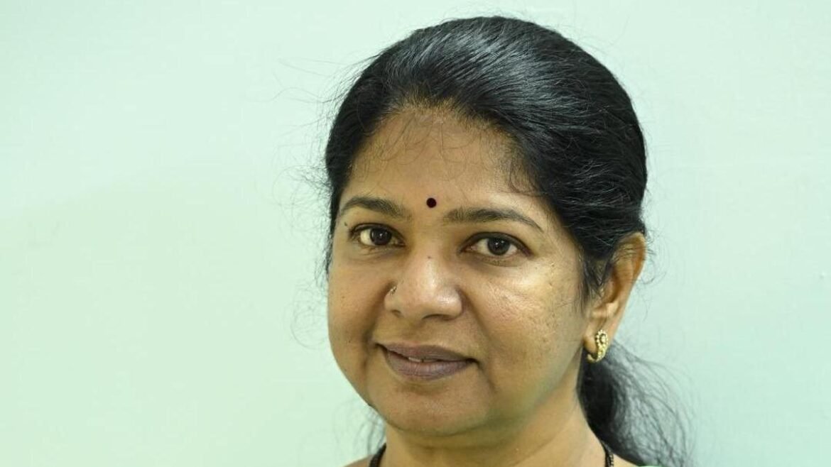 తమిళనాడు అసెంబ్లీ ఎన్నికలు: డీఎంకే సంక్షేమ పథకాలు సామాజిక పెట్టుబడులు అని కనిమొళి అన్నారు
