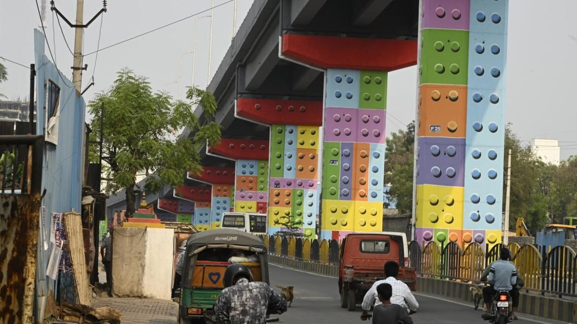 పనామా గోడౌన్ల నుండి హయత్‌నగర్ వరకు 5.5 కి.మీ డబుల్ డెక్కర్ ఎలివేటెడ్ కారిడార్‌పై ప్రభుత్వం నివేదిక సిద్ధం చేస్తోంది: తెలంగాణ మంత్రి
