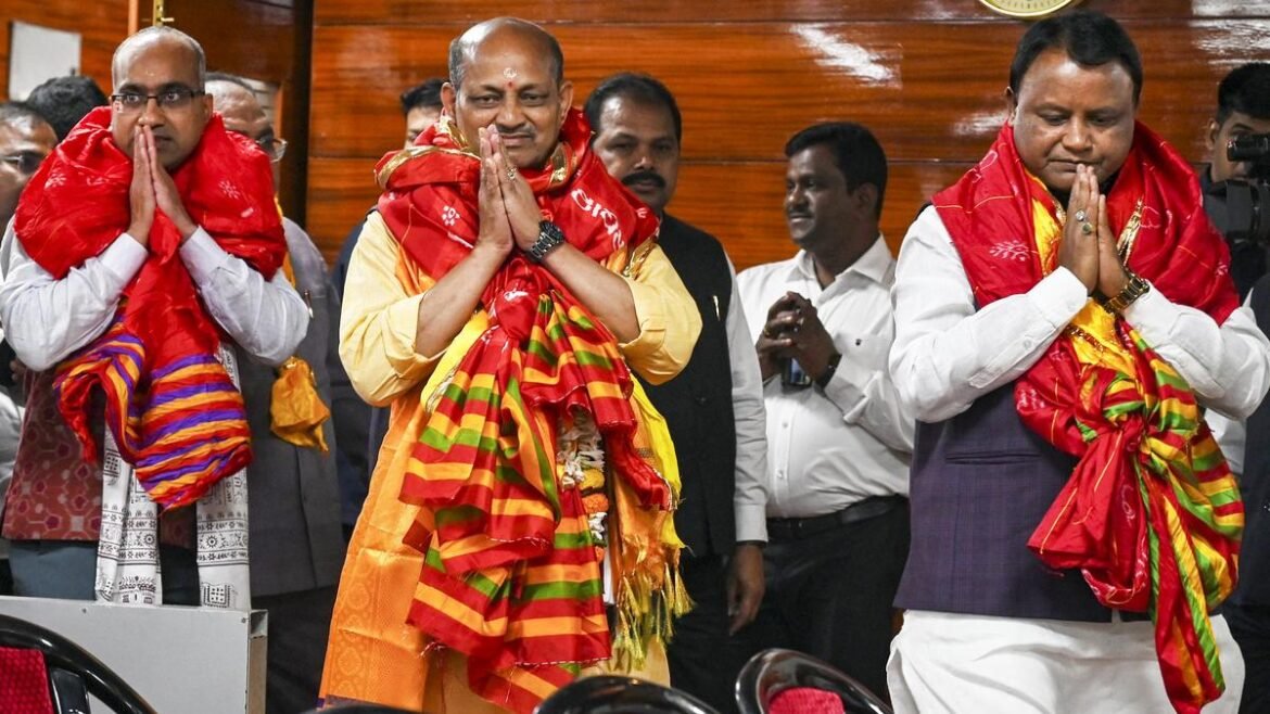 రాజ్యసభ ఎన్నికలకు ముందు ఒడిశా బీజేపీ తన ఎమ్మెల్యేలను పారాదీప్‌కు తరలించింది
