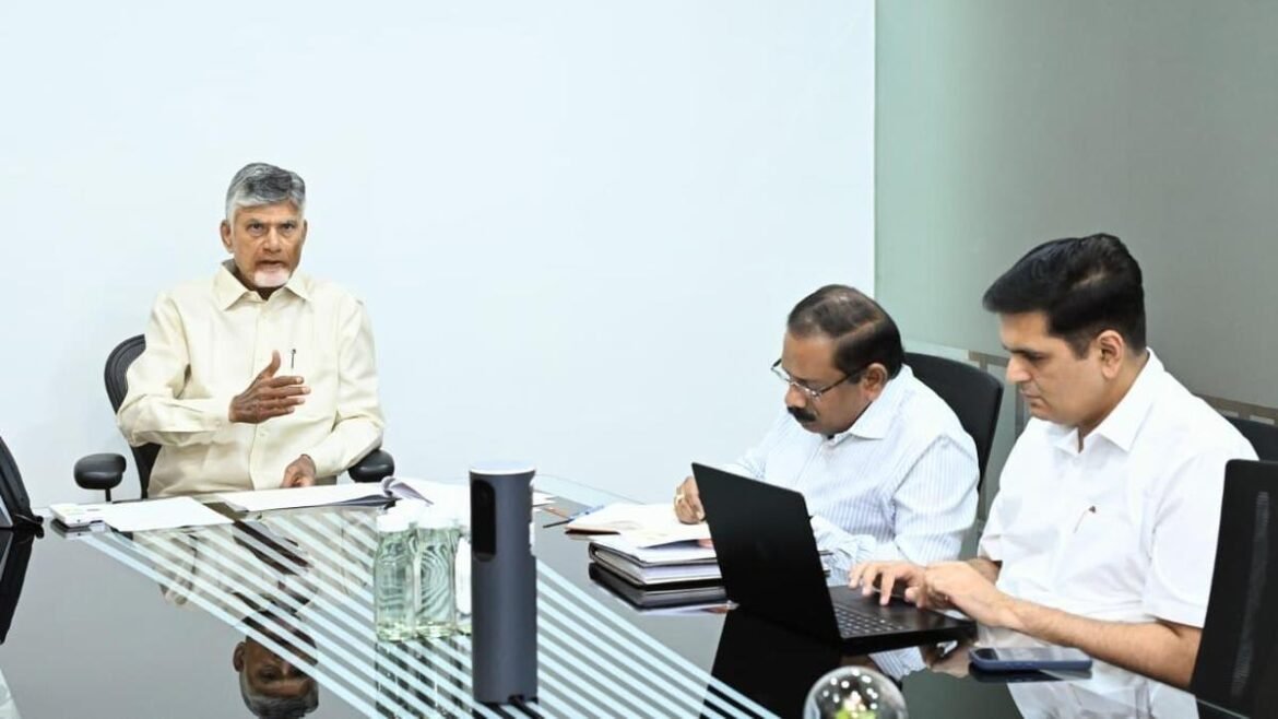 రెండు రోజుల్లో పంట నష్టం నివేదిక ఇవ్వాలని అధికారులను ఏపీ సీఎం ఆదేశించారు
