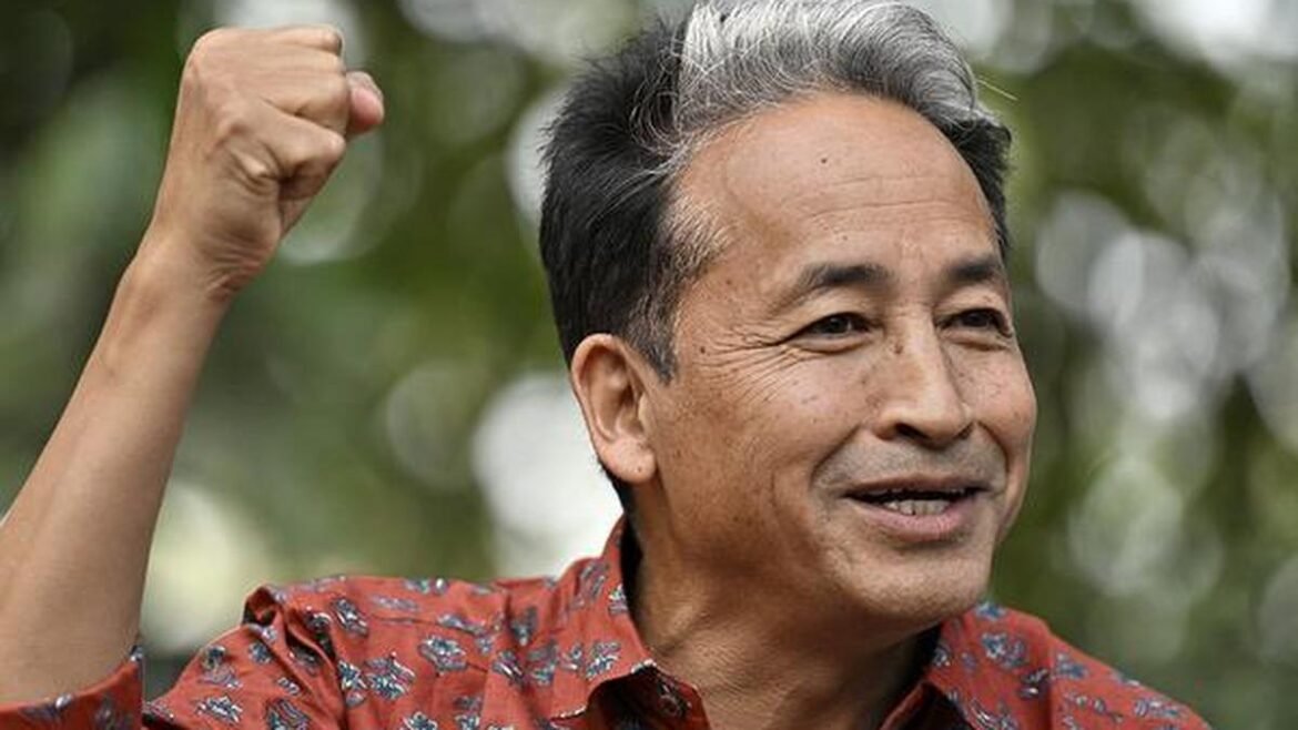 వాంగ్‌చుక్ NSA రద్దు తర్వాత లడఖ్‌కు తిరిగి వస్తాడు, నిర్బంధించిన వారికి ఉపశమనం కోసం పిలుపునిచ్చాడు
