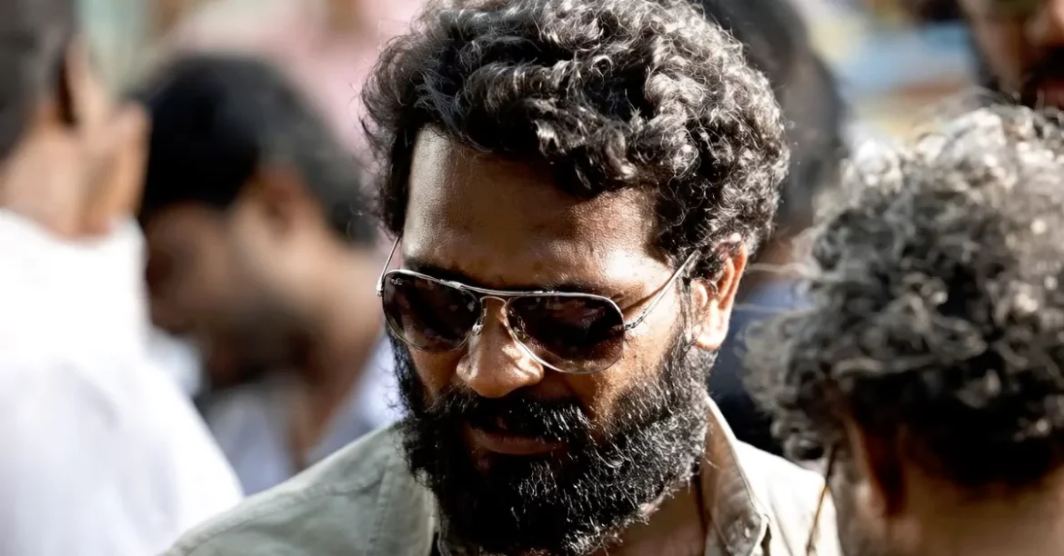 tmdb-header-middle-logo