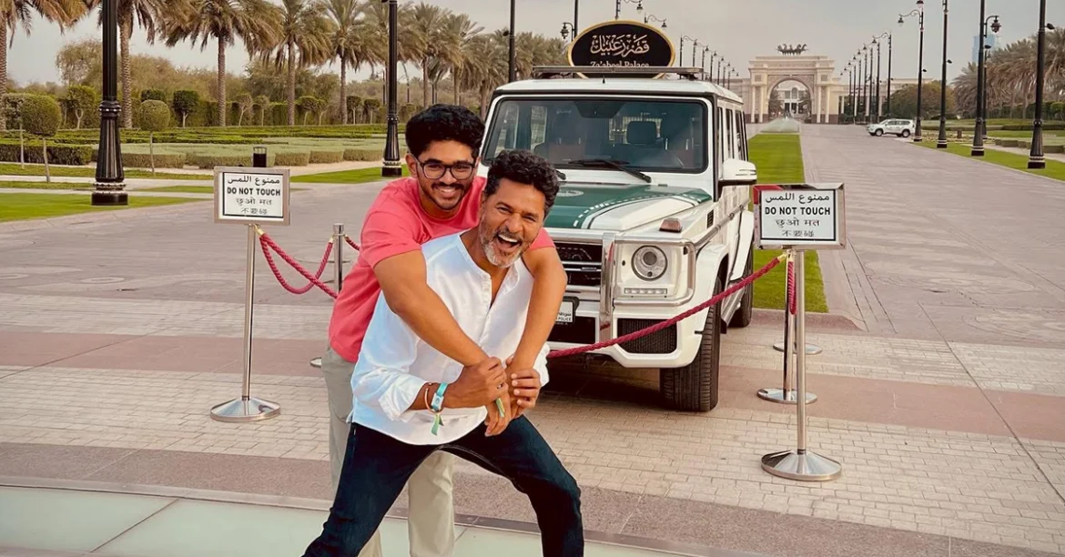 tmdb-header-middle-logo