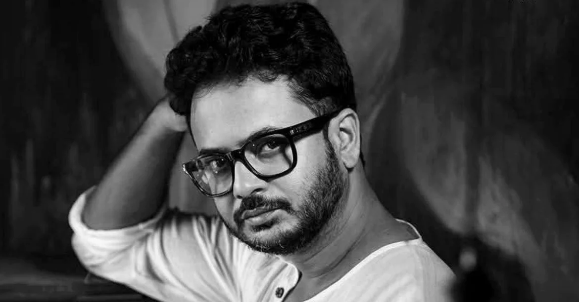 tmdb-header-middle-logo