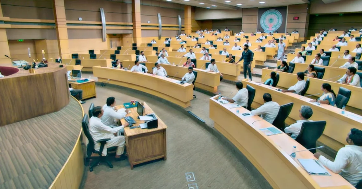 tmdb-header-middle-logo