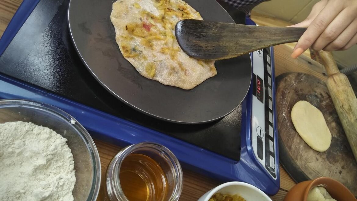 పశ్చిమాసియా సంక్షోభం: ఇండక్షన్ హీటర్ ఉత్పత్తిని పెంచే మార్గాలను ప్రభుత్వం చర్చిస్తుంది
